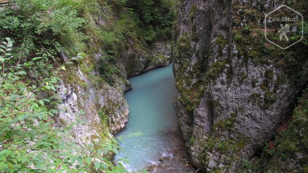 Bulgaria - Peșteri și chei din Munții Rodopi