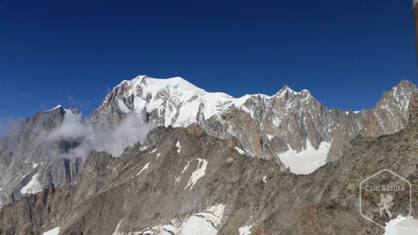 Italia - Mont Blanc văzut de la Punta Hellbroner