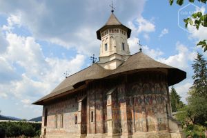 Mănăstiri consacrate din Bucovina