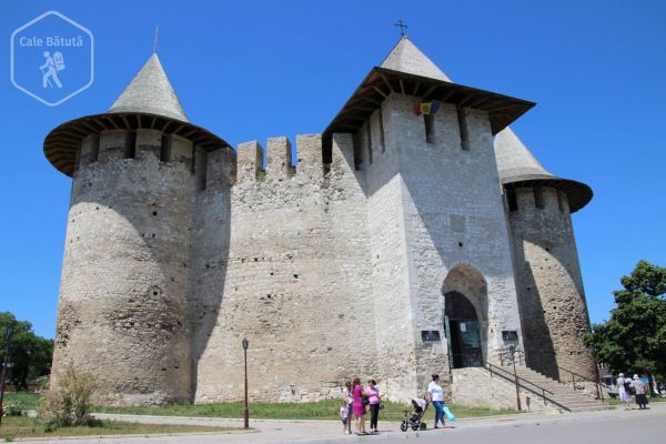 Republica Moldova - Cetatea Soroca și buncărul sovietic de la Olișcani