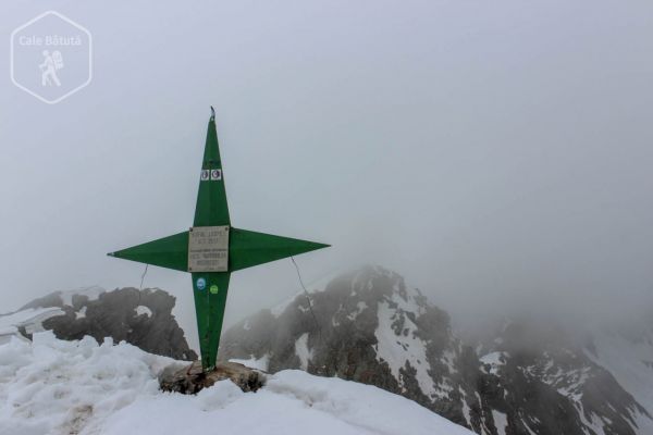 Weekend de mai în Făgăraș: Vârful Lespezi și Masivul Ghițu