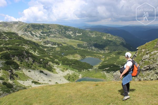 Vârful Păpușa și Lacul Gâlcescu privit de pe Creasta Parângului