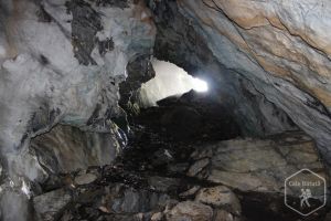 Peștera de Gheață (Valea de Pești)