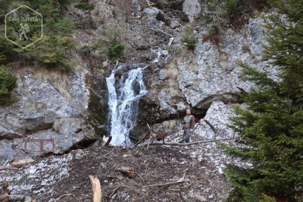 Cascada Valea Spumoasă