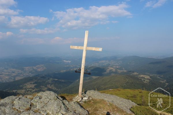 Vârful Curcubăta Mică (1769 m)