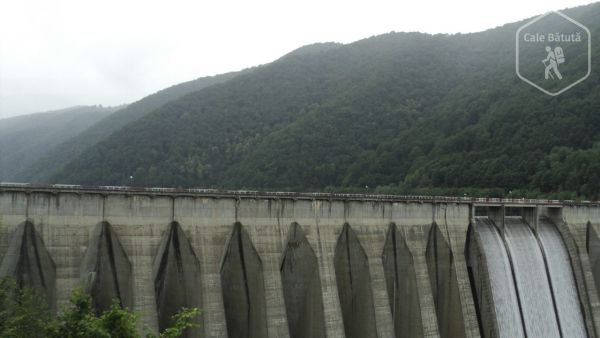 Barajul Mihăileni