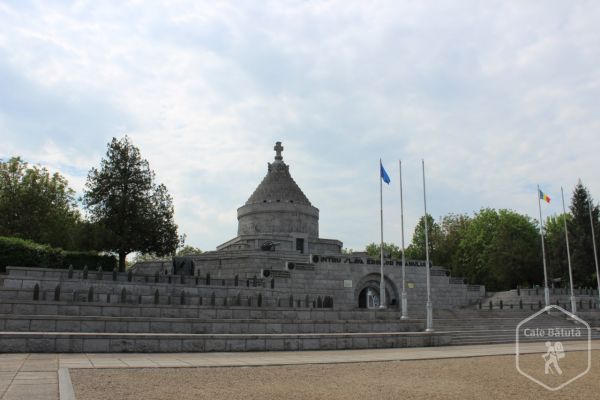 Mausoleul de la Mărășești