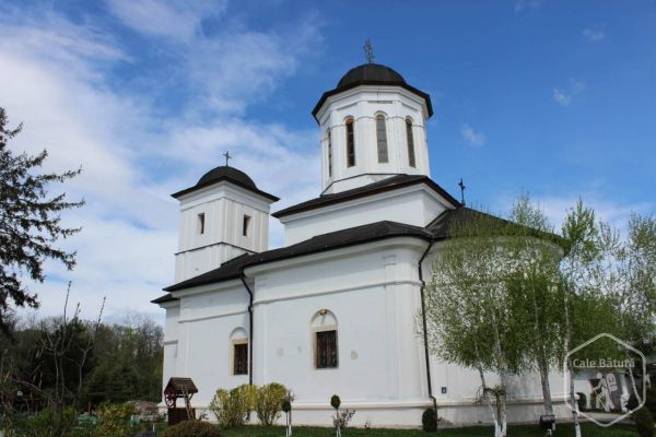 Mănăstirea Nucet