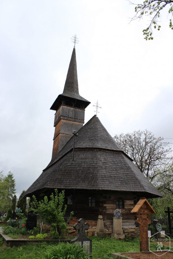 Biserica de lemn Cuvioasa Paraschiva din Rogoz